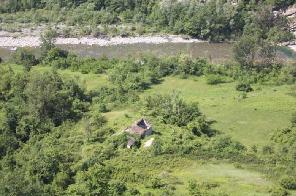 Xtrallusion photo gallery of Italy. Photos, pictures, images and photographs of the Italian Rivieras, the Italian Lakes, the Italian Alps, the Cinque Terre, the Amalfi coast and some of the most beautiful corners of Italy. Plus photos of Italian cities such as Pisa, Milan, Genoa and Rome.